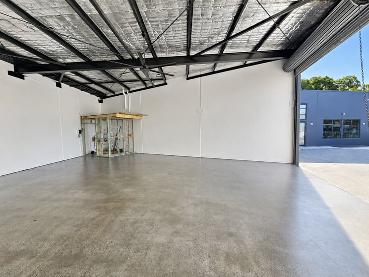 Click to view all images Burleigh Heads QLD 4220 - Image 3