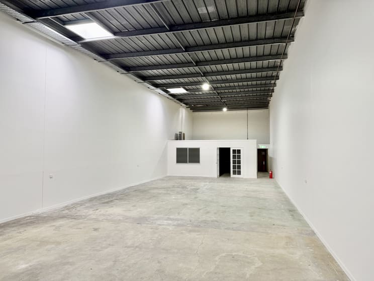 Unit 2/165 Boundary Street Railway Estate QLD 4810 - Image 3