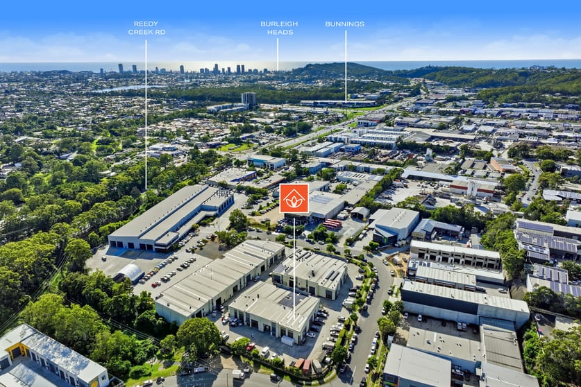 15/2 Calabro Way Burleigh Heads QLD 4220 - Image 2