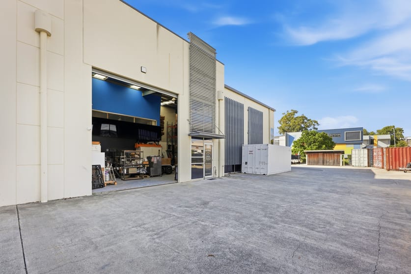 15/2 Calabro Way Burleigh Heads QLD 4220 - Image 3