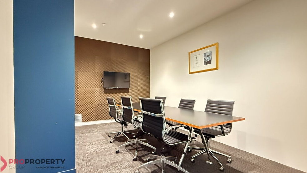172/580 Hay Street Perth WA 6000 - Image 2