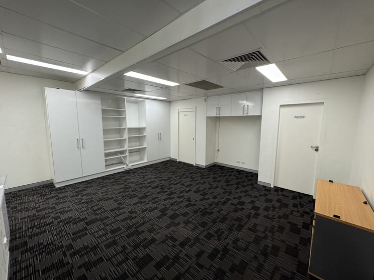 Click to view all images 165 Pacific Highway Charlestown NSW 2290 - Image 3