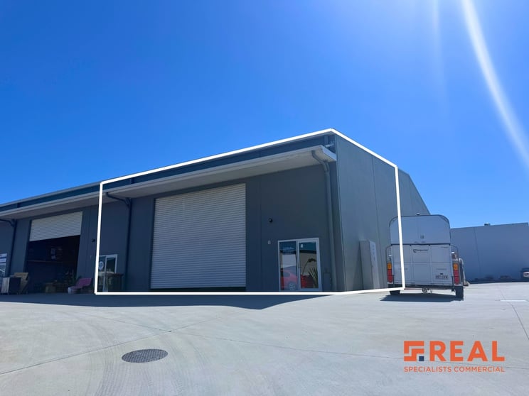 Click to view all images 8 / 38-44 Kite Crescent South Murwillumbah NSW 2484 - Image 1