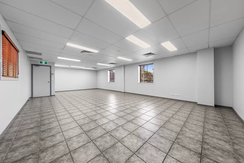 Click to view all images 1/86 Argyle Street South Windsor NSW 2756 - Image 2