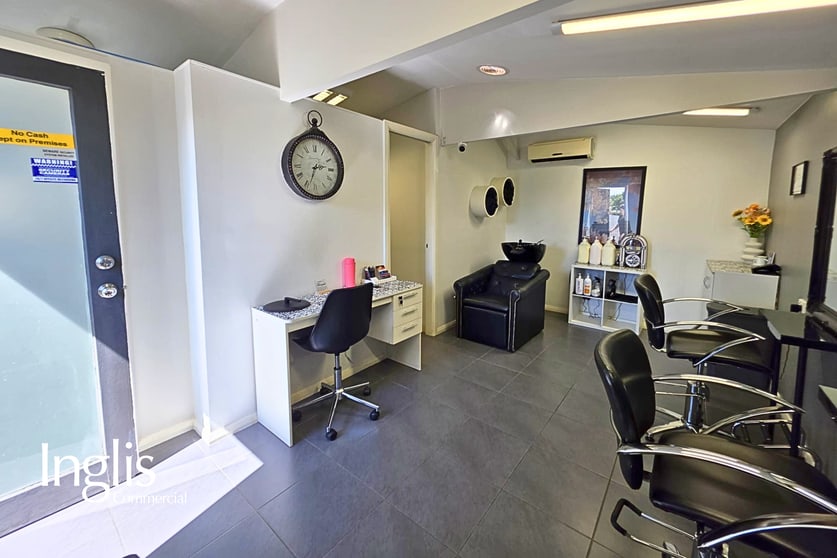 Click to view all images Rear 27 Hill Street Camden NSW 2570 - Image 3