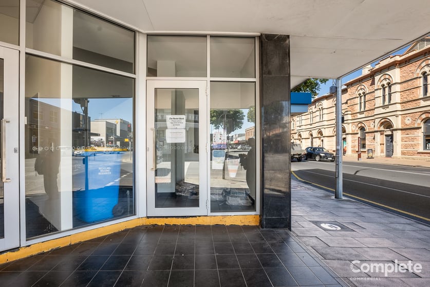 Click to view all images 1/1 COMMERCIAL STREET EAST Mount Gambier SA 5290 - Image 3