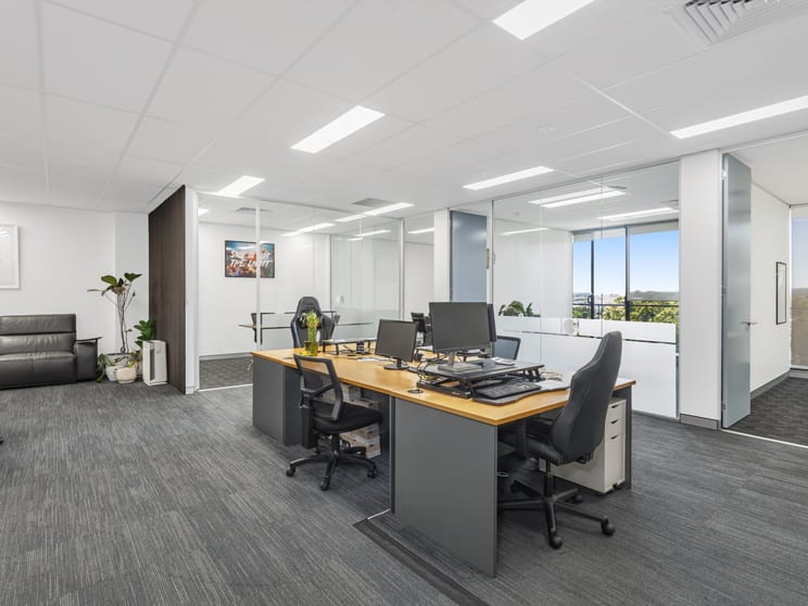 5.16/5 Celebration Drive Bella Vista NSW 2153 - Image 1