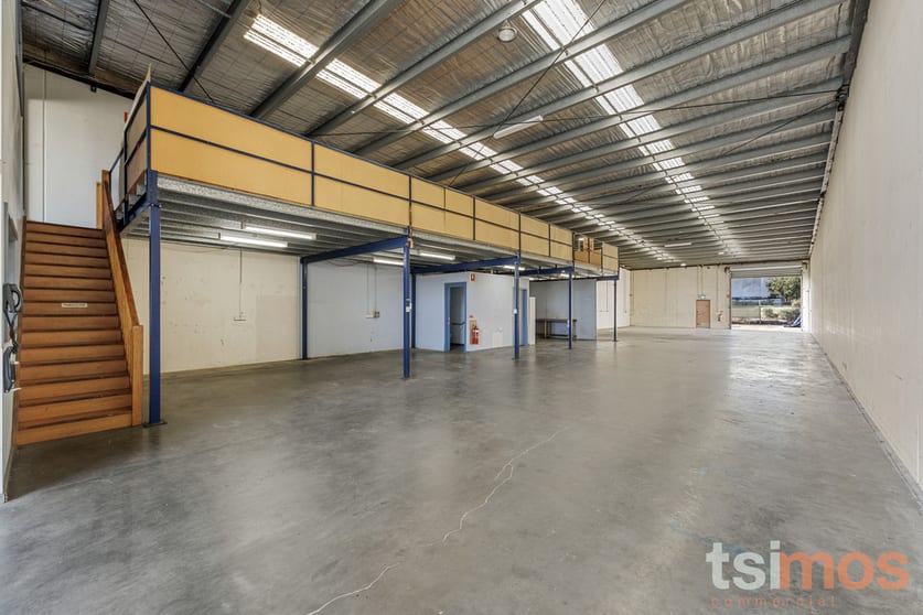 Click to view all images 1/14 Brett Drive Carrum Downs VIC 3201 - Image 3