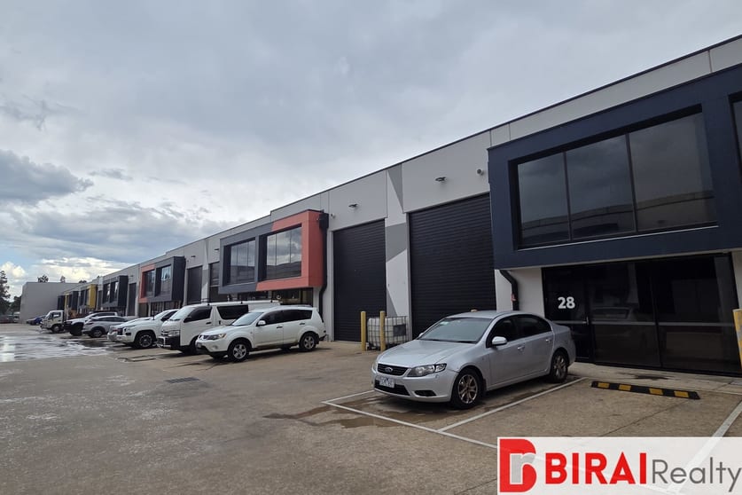 Click to view all images 28/2 Fastline Road Truganina VIC 3029 - Image 1