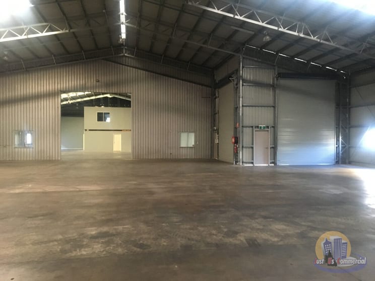 Click to view all images 39 Steptoe Street Bundaberg East QLD 4670 - Image 1