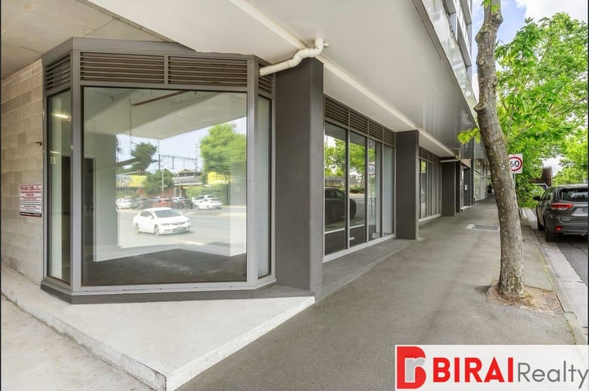 Click to view all images 1/233 Maroondah Highway Ringwood VIC 3134 - Image 1