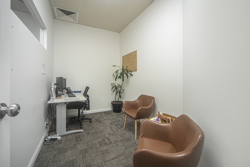 Click to view all images 3a & 3b Nowra Lane Nowra NSW 2541 - Image 3