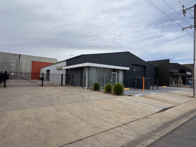 17-19 Woodlands Terrace Edwardstown SA 5039 - Image 3