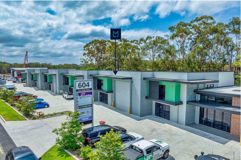 Click to view all images 2/604 Pine Ridge Road Coombabah QLD 4216 - Image 1