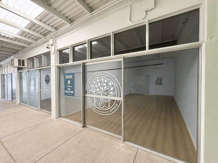 Unit 4 (Lot 12)/16-24 Brampton Avenue Cranbrook QLD 4814 - Image 2