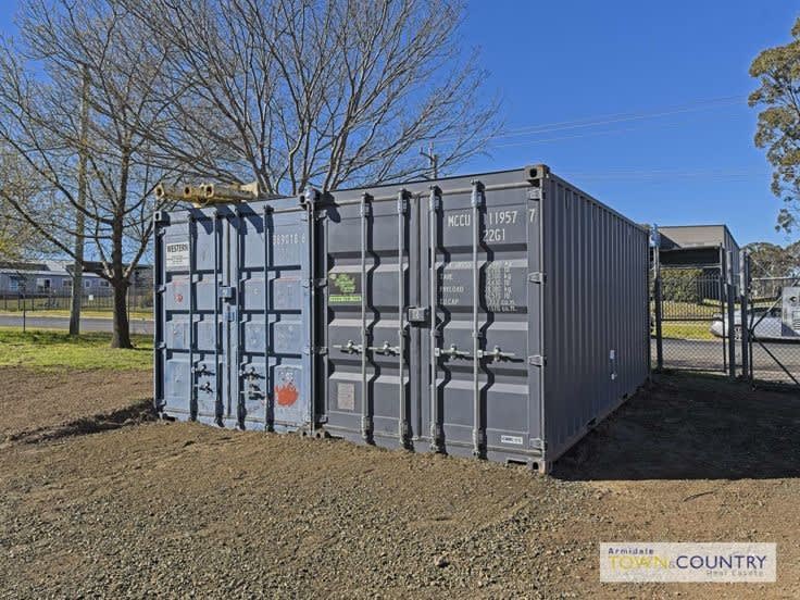 Click to view all images Acacia Storage / 46 Seaton Street Armidale NSW 2350 - Image 2
