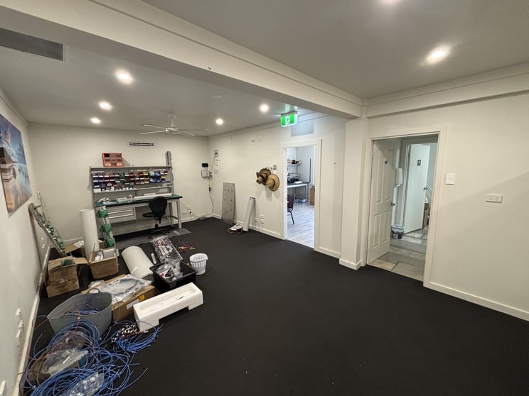Click to view all images 2/76 Regentville Road South Penrith NSW 2750 - Image 3