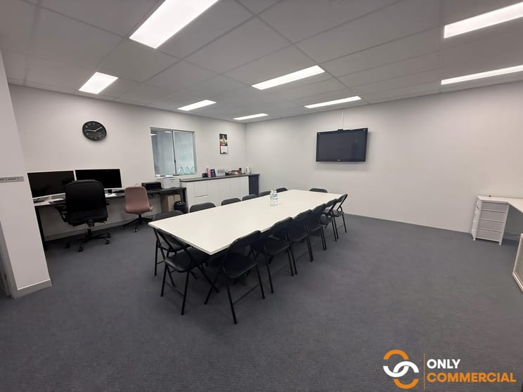 Click to view all images 7/10-14 Louis Court Coomera QLD 4209 - Image 3
