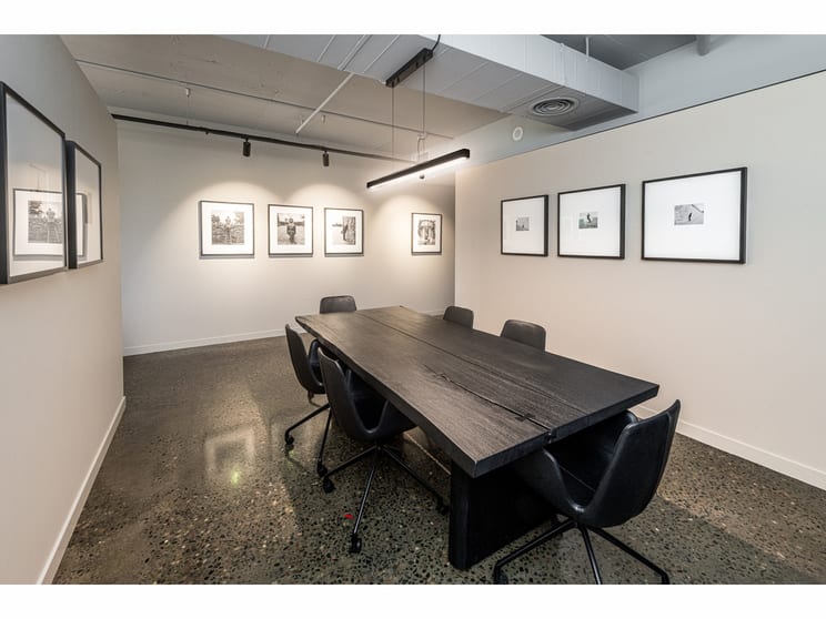 Click to view all images 513/50 Holt Street Surry Hills NSW 2010 - Image 3