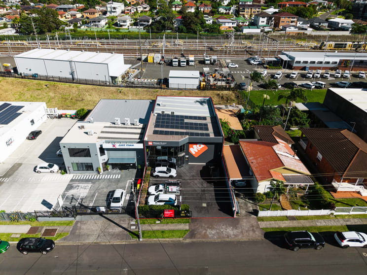 Click to view all images 72 Auburn Street Wollongong NSW 2500 - Image 1