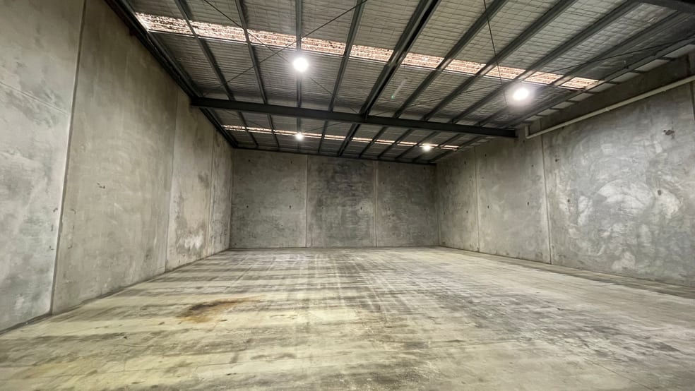 Click to view all images Unit 5/137-145 Rooks Road Nunawading VIC 3131 - Image 3