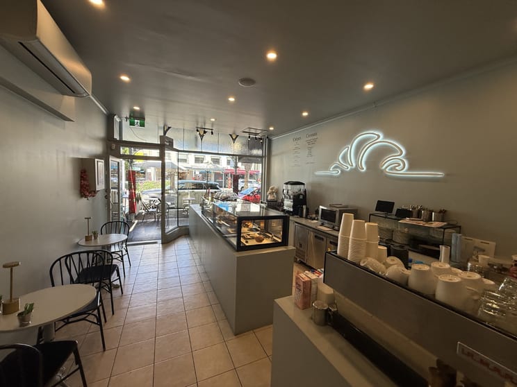 Click to view all images 179 Bay Street Port Melbourne VIC 3207 - Image 3