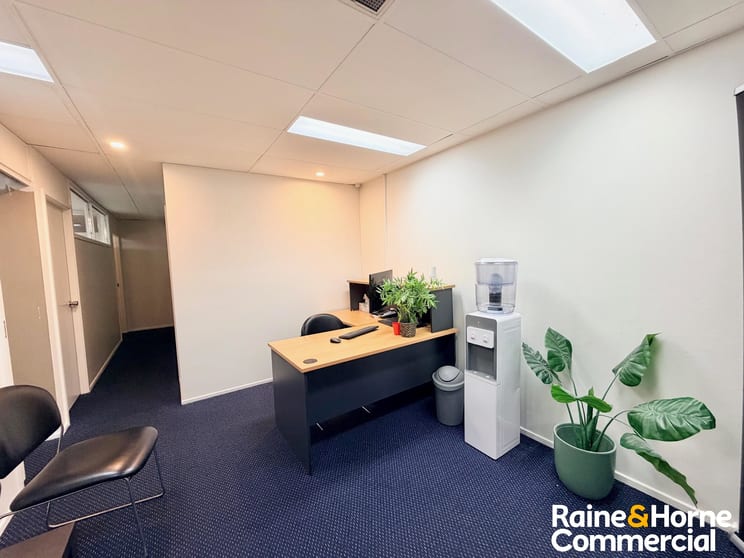 Click to view all images Suite 15/458-470 High Street Penrith NSW 2750 - Image 2
