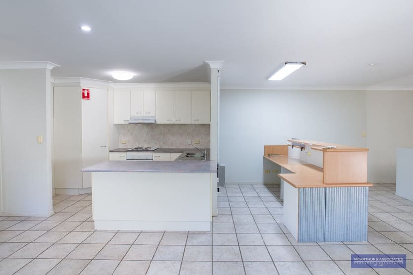 Click to view all images Lawnton QLD 4501 - Image 3
