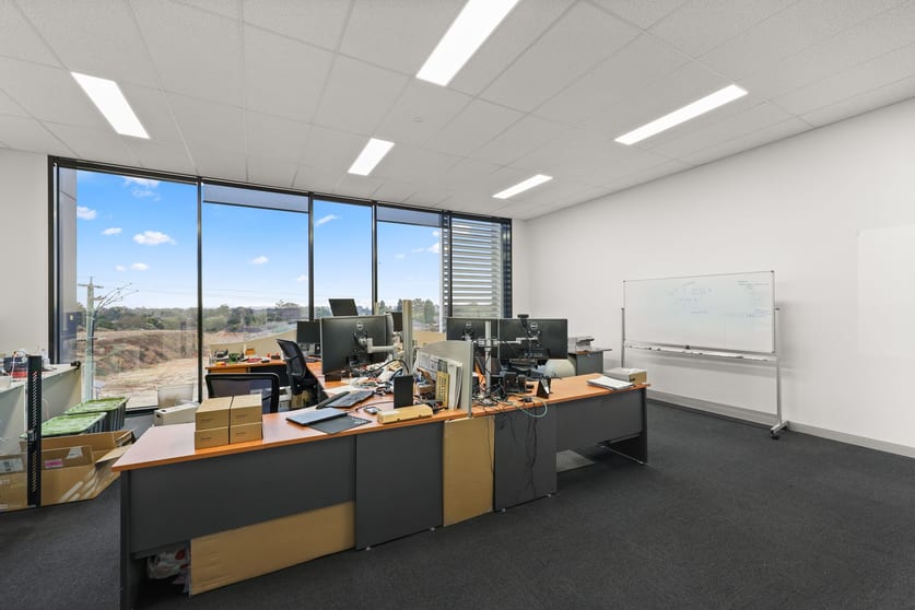 Click to view all images 2-3/31-39 Norcal Road Nunawading VIC 3131 - Image 3