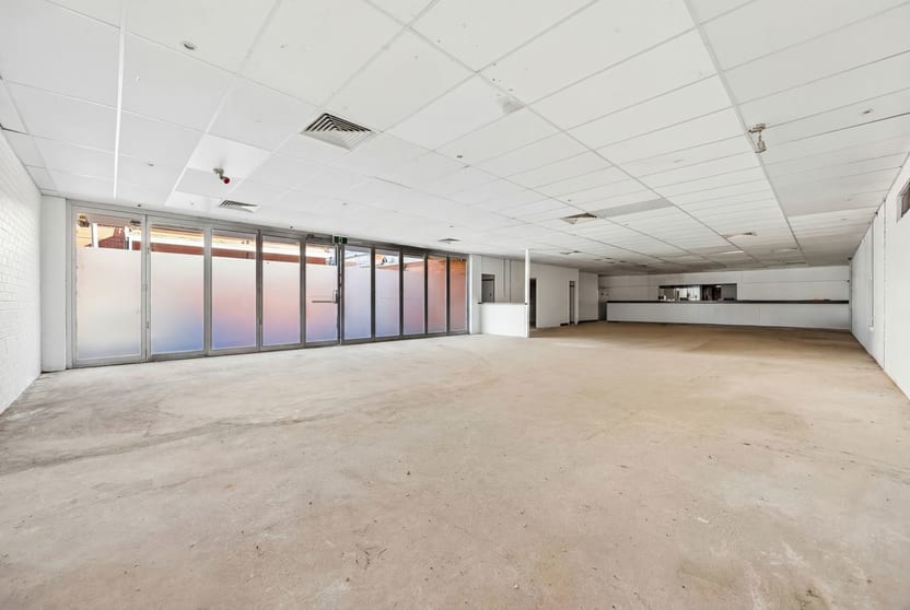 Click to view all images 42 Halley Street Chisholm ACT 2905 - Image 3