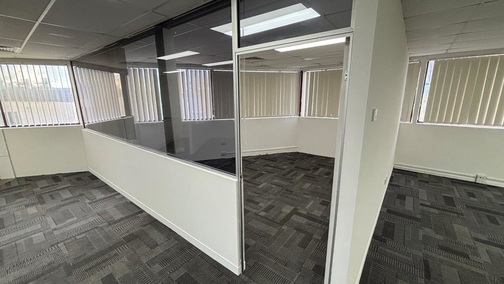 Click to view all images Seven Hills NSW 2147 - Image 2
