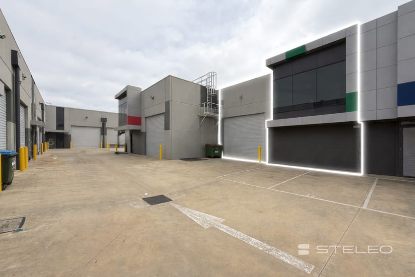 Click to view all images Unit 26/72 Logistics Street Keilor Park VIC 3042 - Image 1