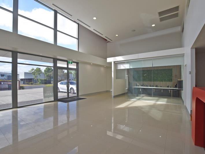 Click to view all images Unit 1/1 Sabre Close Rutherford NSW 2320 - Image 2