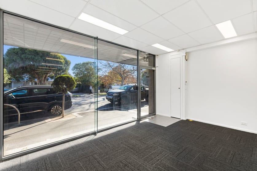 Click to view all images 235 Hawthorn Road Caulfield VIC 3162 - Image 2