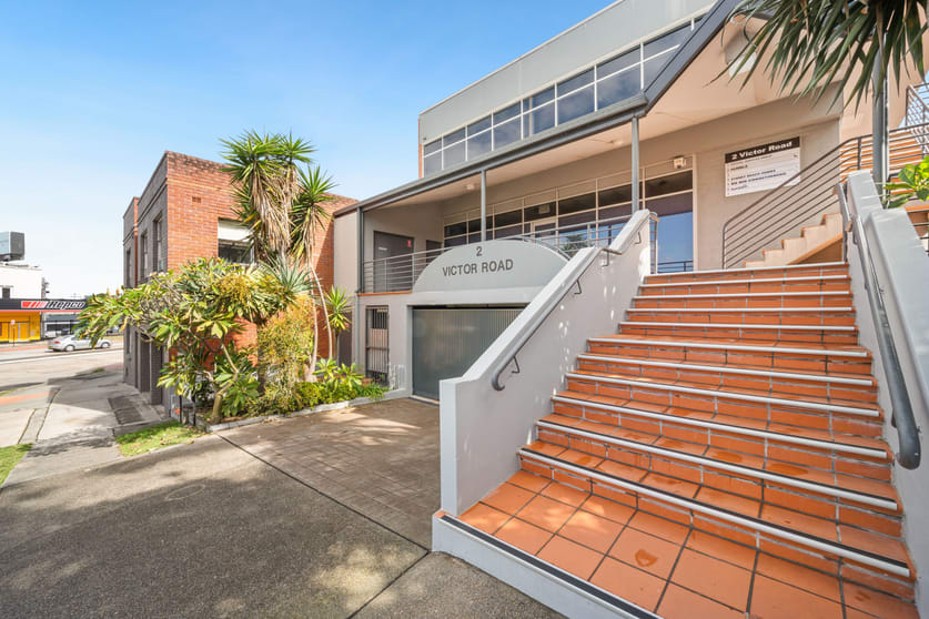 Click to view all images 4/2 Victor Road Brookvale NSW 2100 - Image 3
