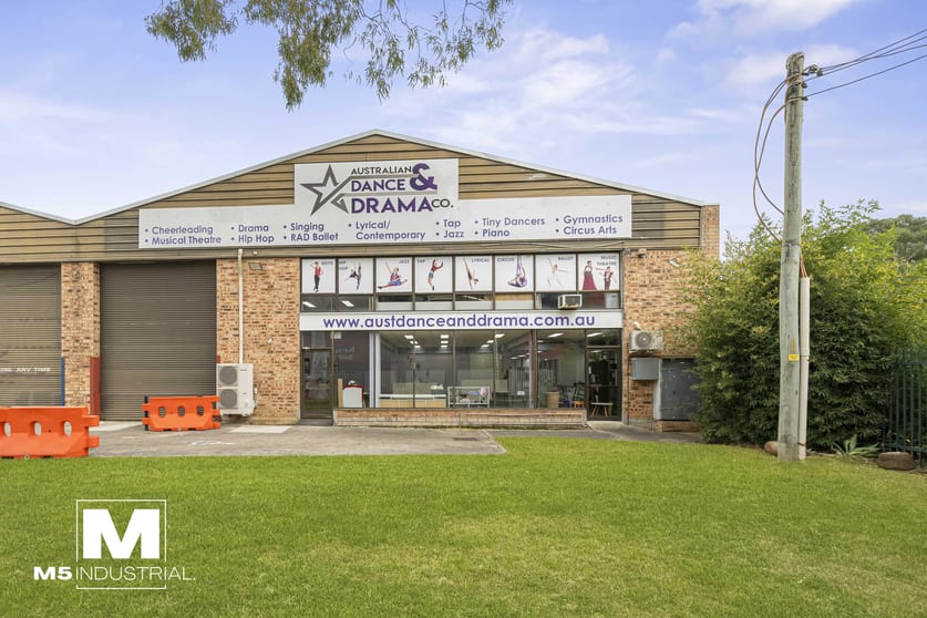 Click to view all images 3/323 Newbridge Road Moorebank NSW 2170 - Image 1