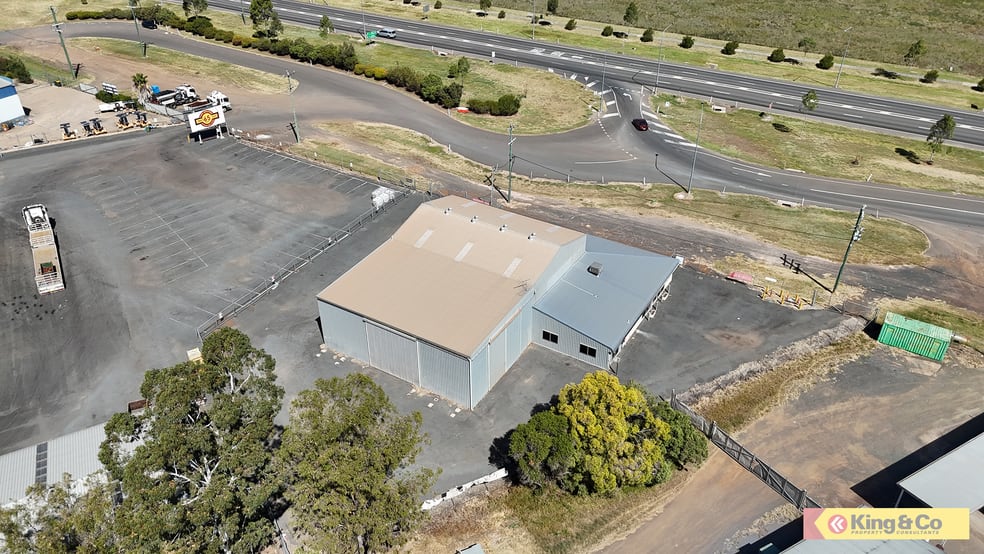 Click to view all images 18138 Warrego Highway Dalby QLD 4405 - Image 1