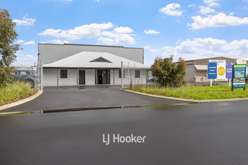 Click to view all images 2/12 Kershaw Street Busselton WA 6280 - Image 1