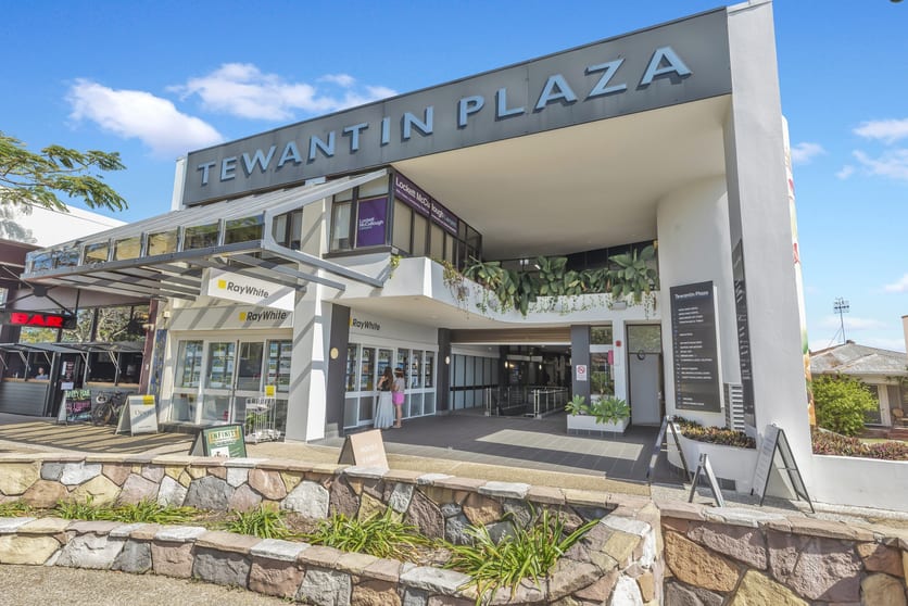 5a/113 Poinciana Avenue Tewantin QLD 4565 - Image 1