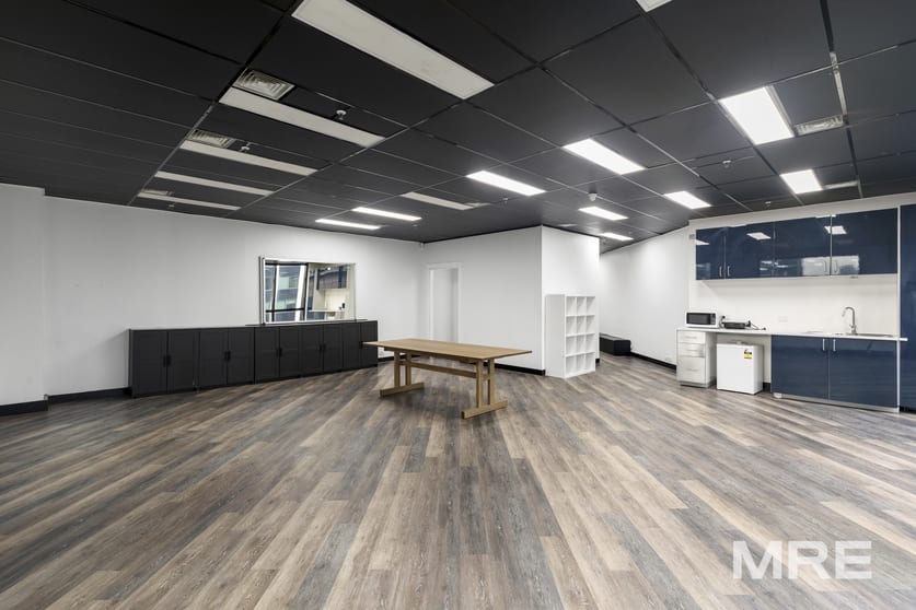 Click to view all images 1209/530 Little Collins Street Melbourne VIC 3000 - Image 3