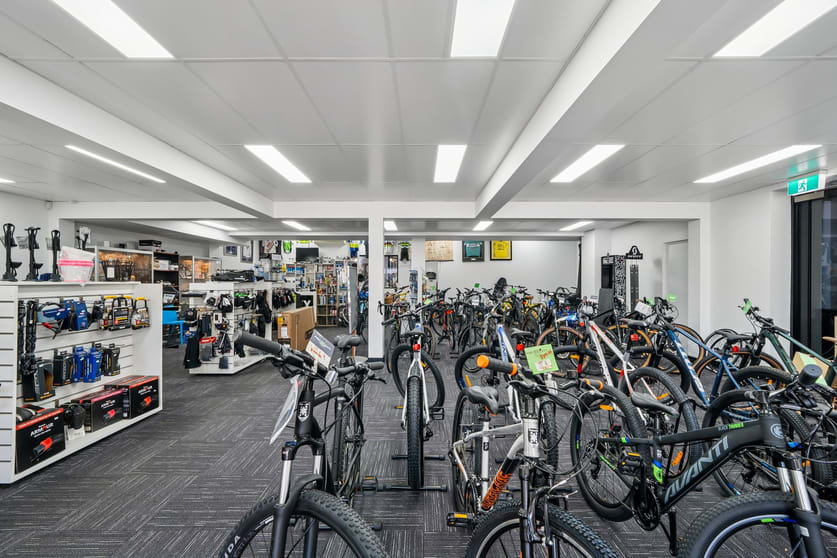 Click to view all images 212 Queen Victoria Street North Fremantle WA 6159 - Image 2