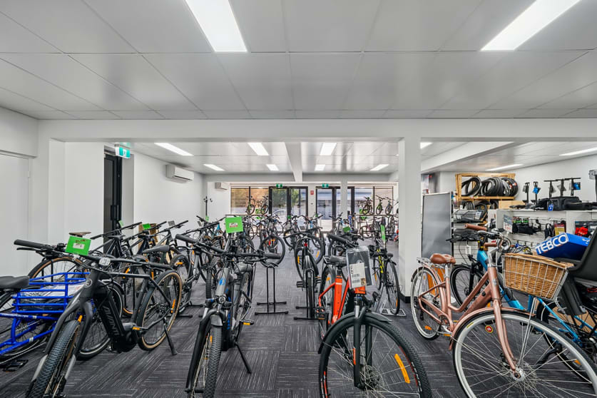 Click to view all images 212 Queen Victoria Street North Fremantle WA 6159 - Image 3