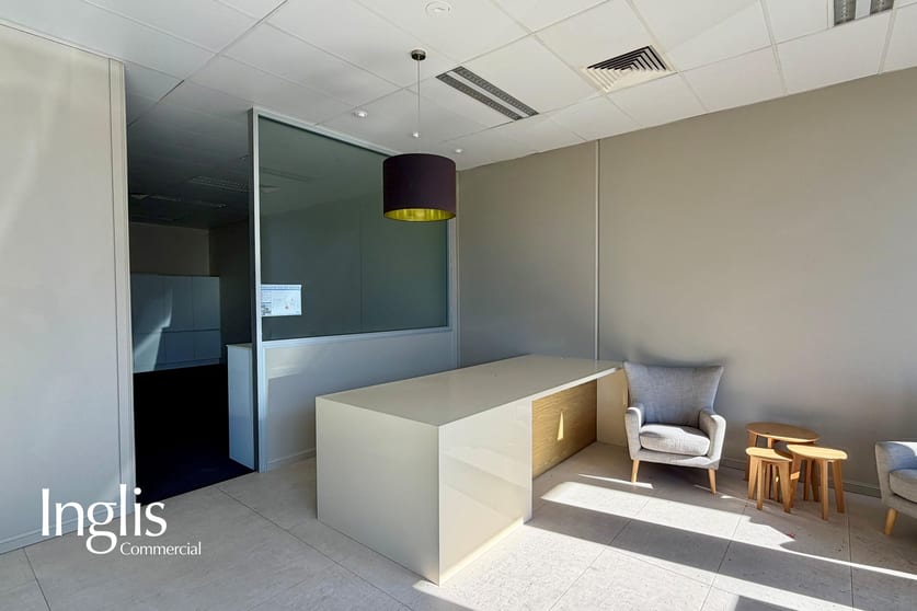 Click to view all images 2/6 Somerset Avenue Narellan NSW 2567 - Image 3