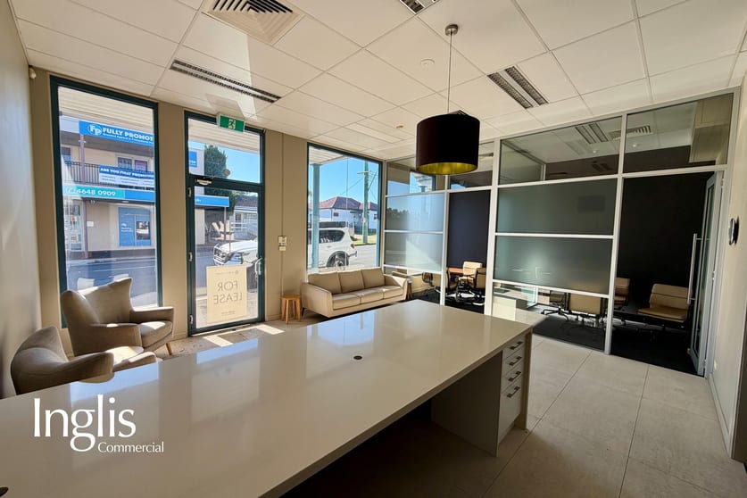 Click to view all images 2/6 Somerset Avenue Narellan NSW 2567 - Image 2