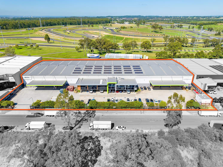 Click to view all images 22 Peter Brock Drive Eastern Creek NSW 2766 - Image 1
