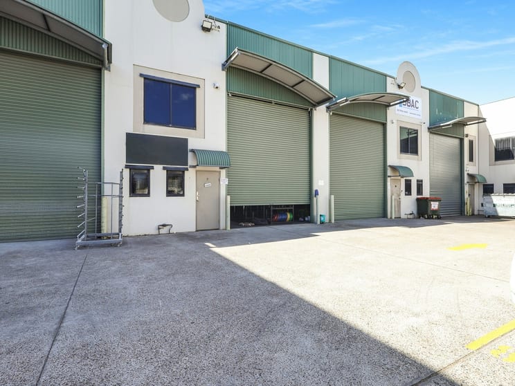 Click to view all images 9/45-47 Whyalla Place Prestons NSW 2170 - Image 2