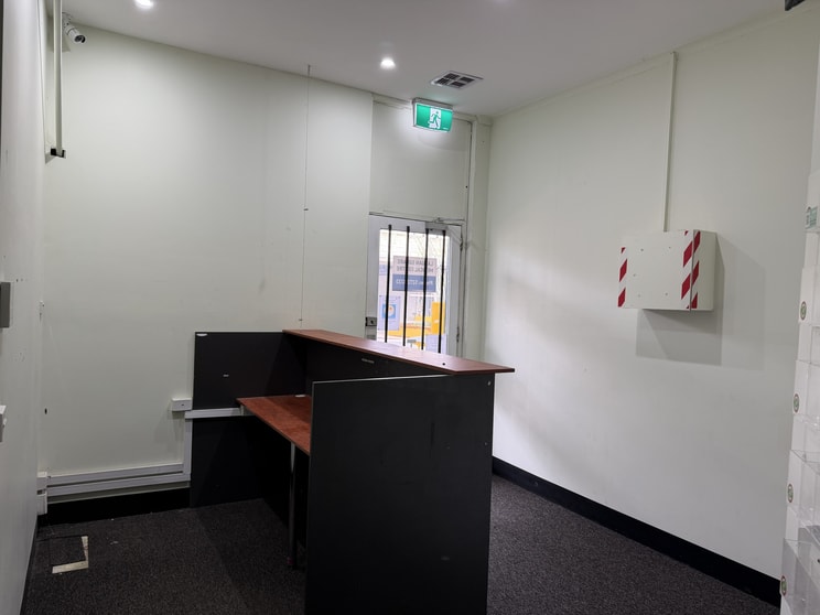 Click to view all images 19 Labuan Square Norlane VIC 3214 - Image 3