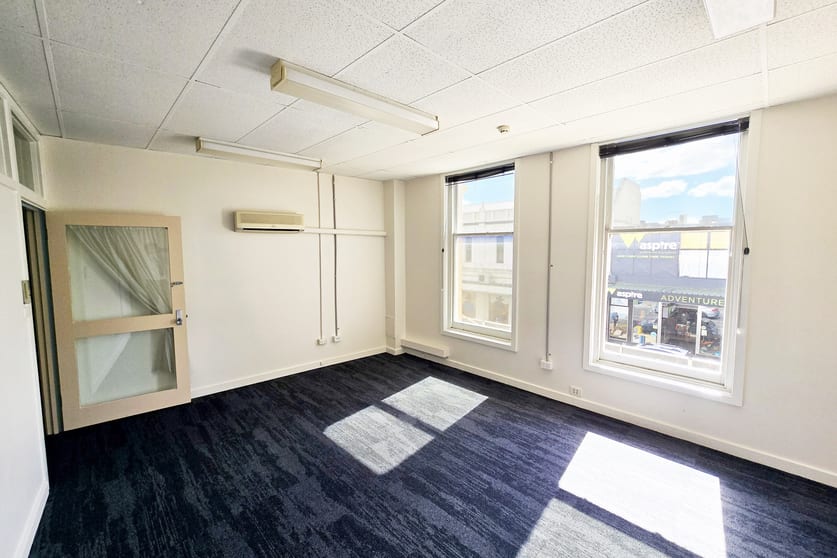 Click to view all images Level 1/97 York Street Launceston TAS 7250 - Image 2
