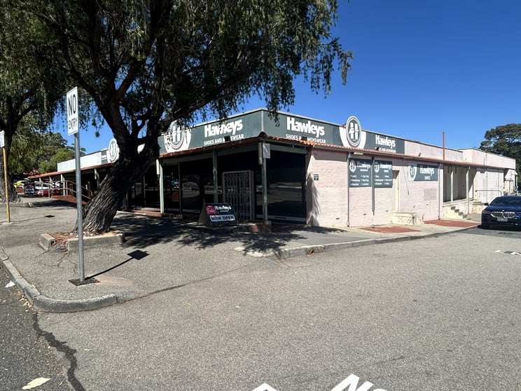Click to view all images 7, 8 & 9/12 Barber Street Kalamunda WA 6076 - Image 3