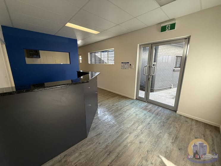 4/130 Churchill Street Childers QLD 4660 - Image 2